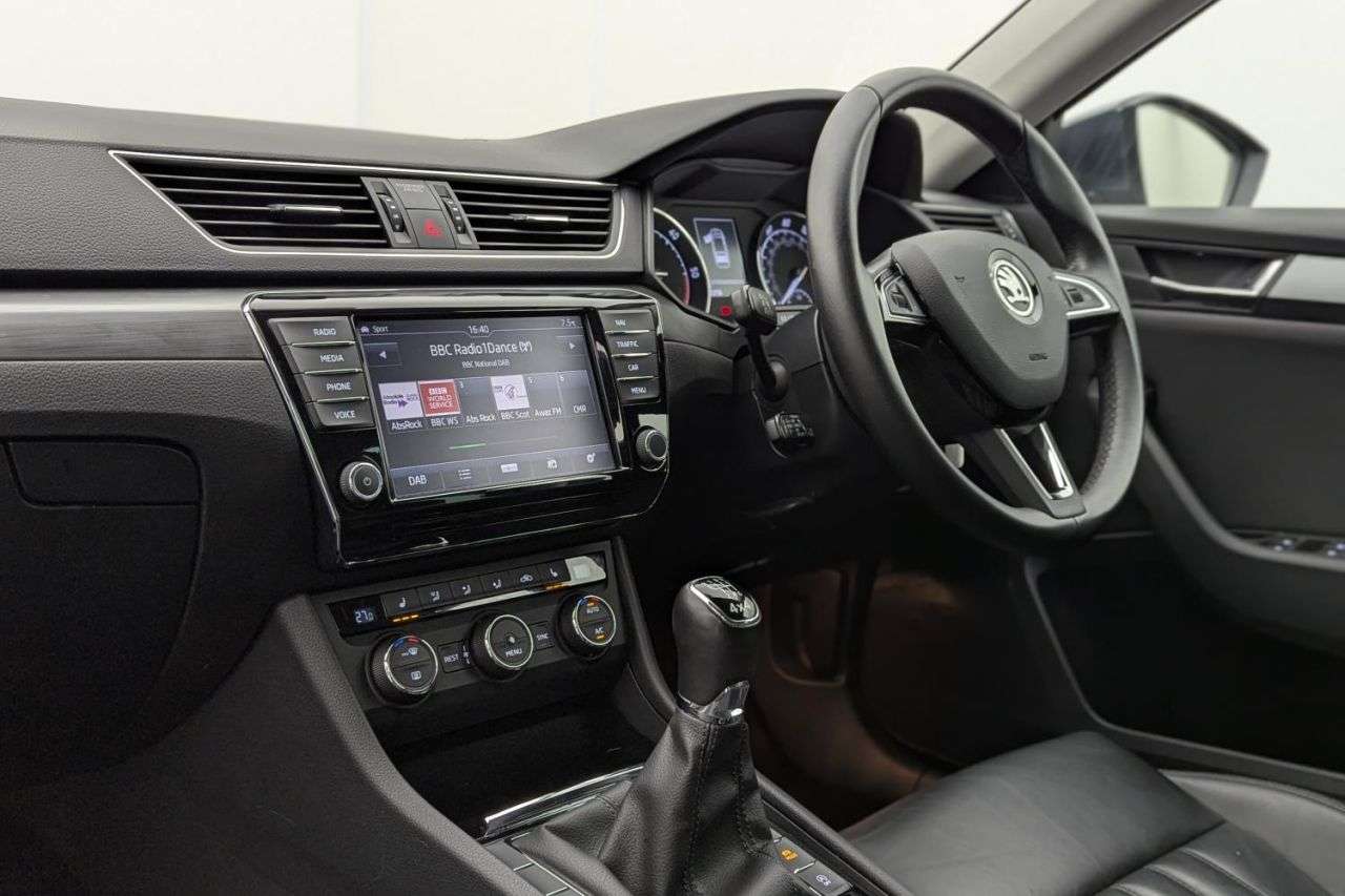 2017 SKODA SUPERB 2017 SKODA SUPERB