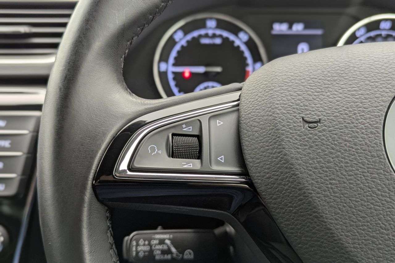 2017 SKODA SUPERB 2017 SKODA SUPERB