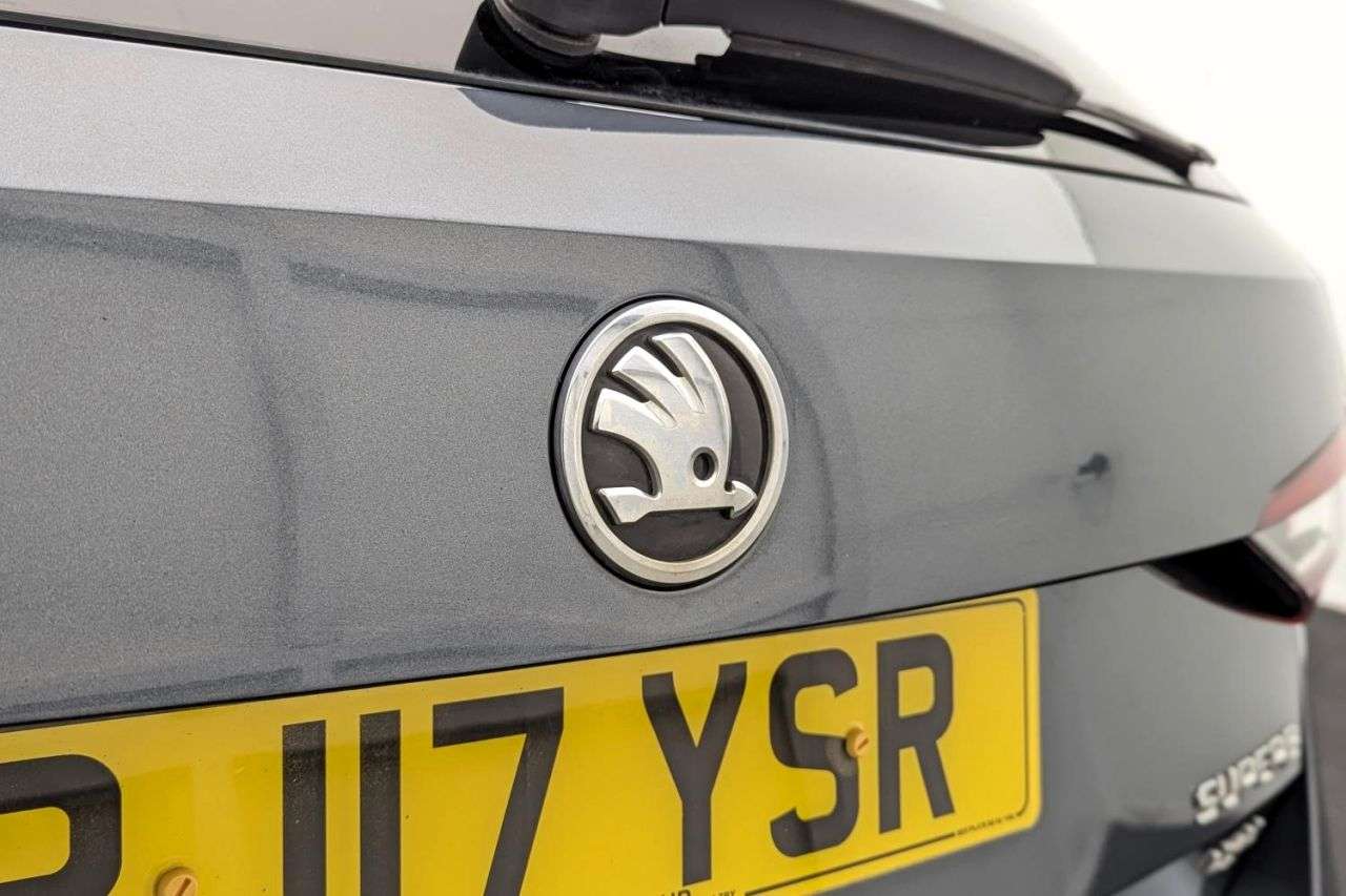 2017 SKODA SUPERB 2017 SKODA SUPERB