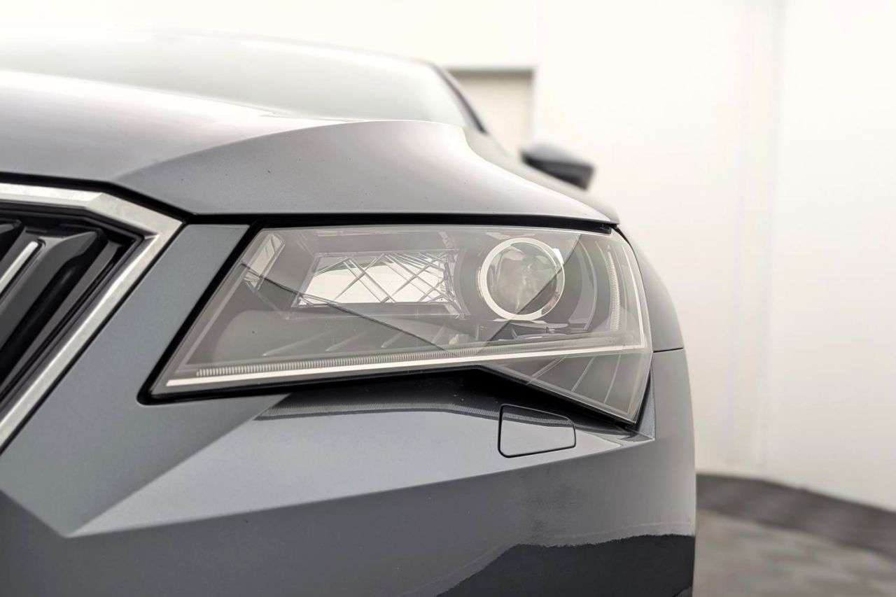 2017 SKODA SUPERB 2017 SKODA SUPERB