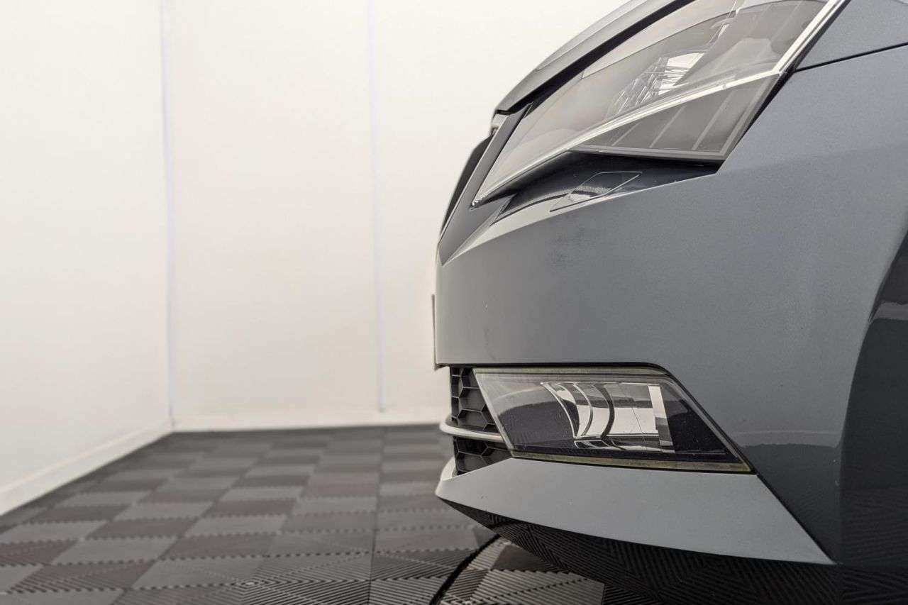 2017 SKODA SUPERB 2017 SKODA SUPERB