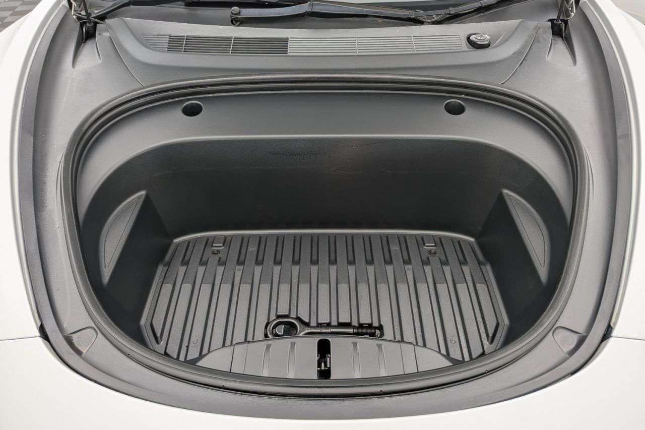 2020 TESLA MODEL 3 2020 TESLA MODEL 3