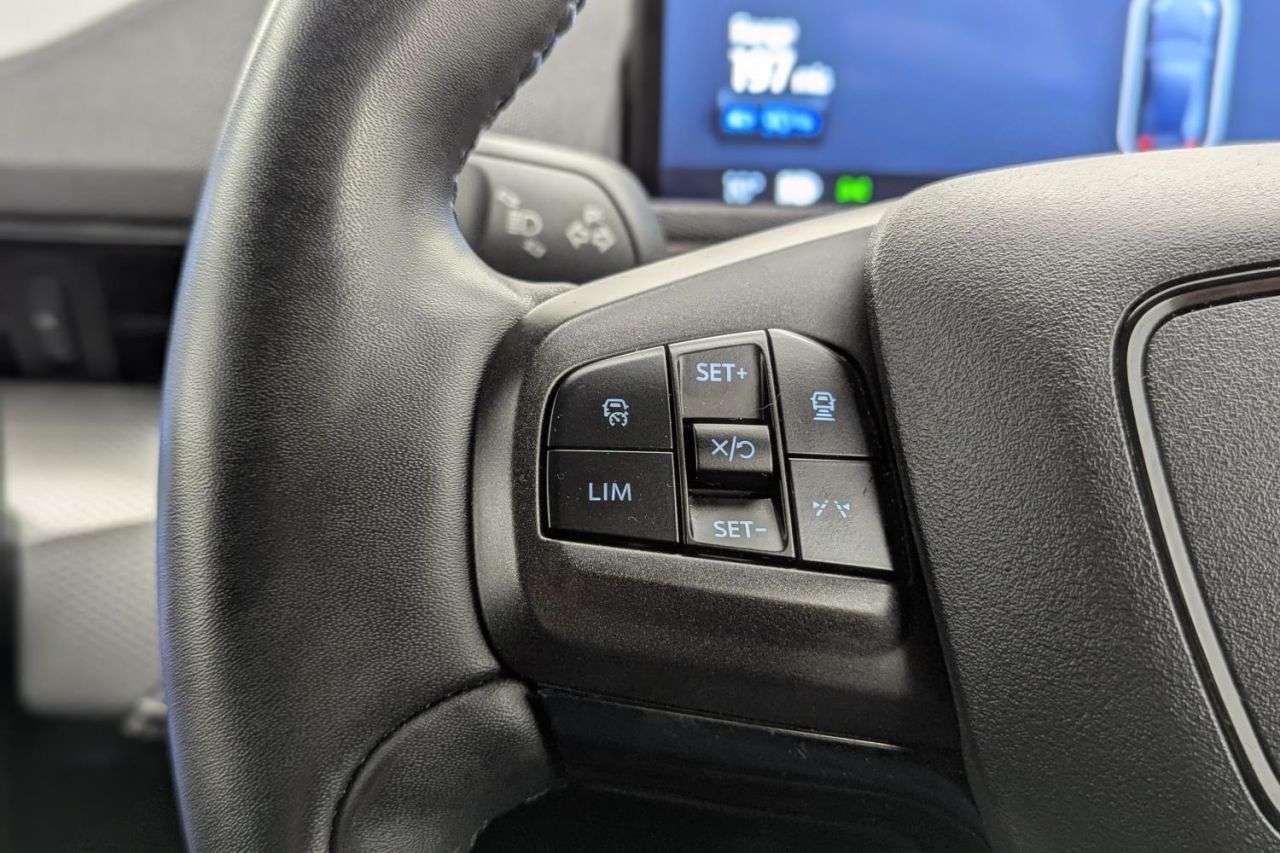 2021 FORD MUSTANG MACH-E 2021 FORD MUSTANG MACH-E