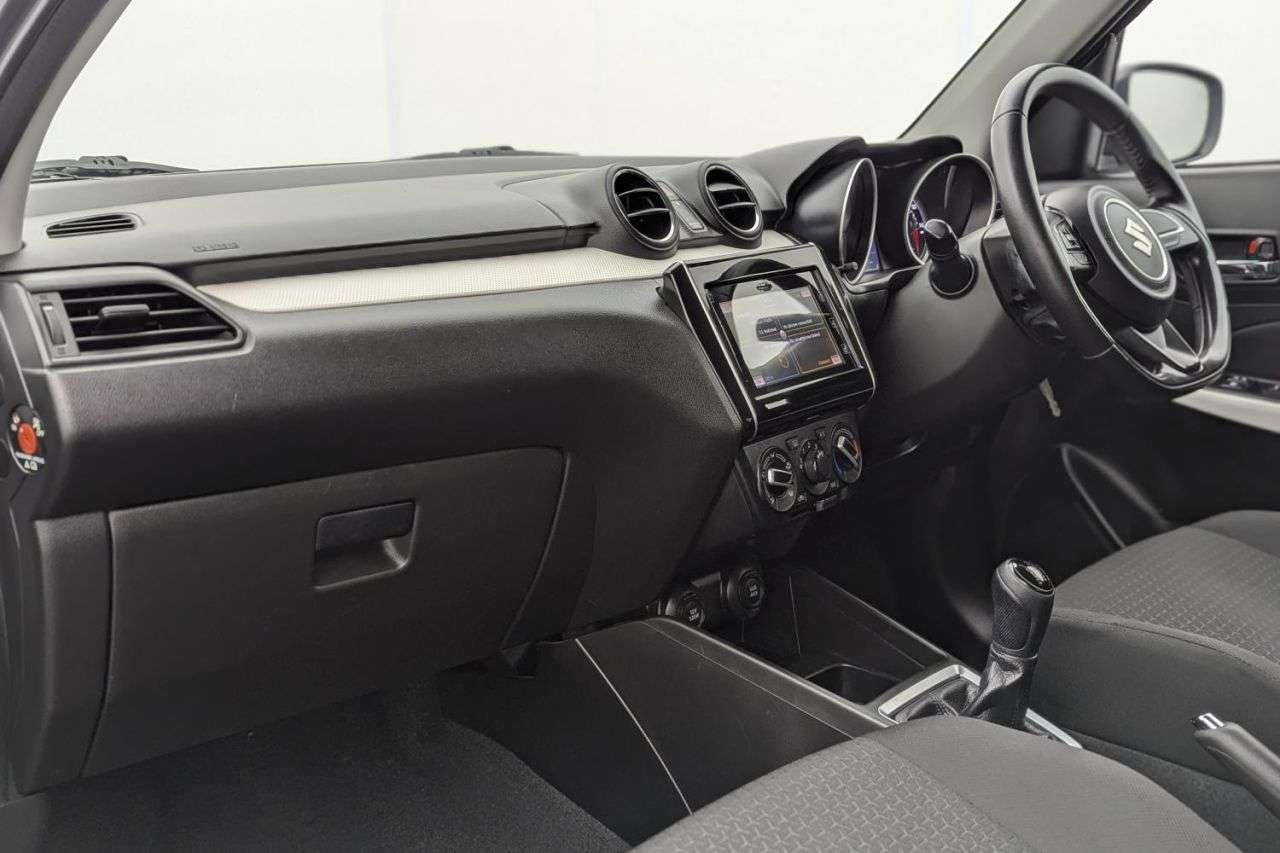 2018 SUZUKI SWIFT 2018 SUZUKI SWIFT