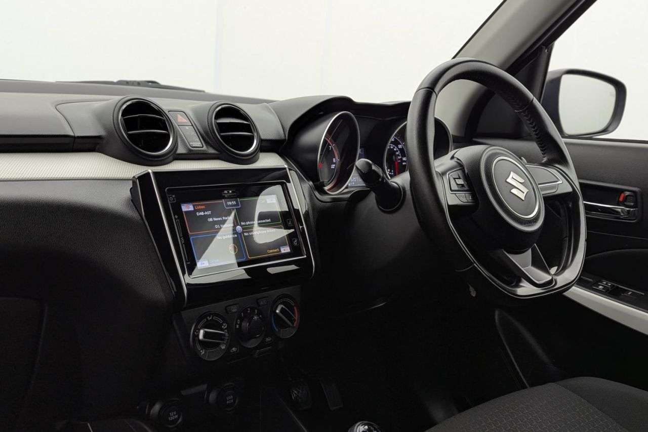 2018 SUZUKI SWIFT 2018 SUZUKI SWIFT