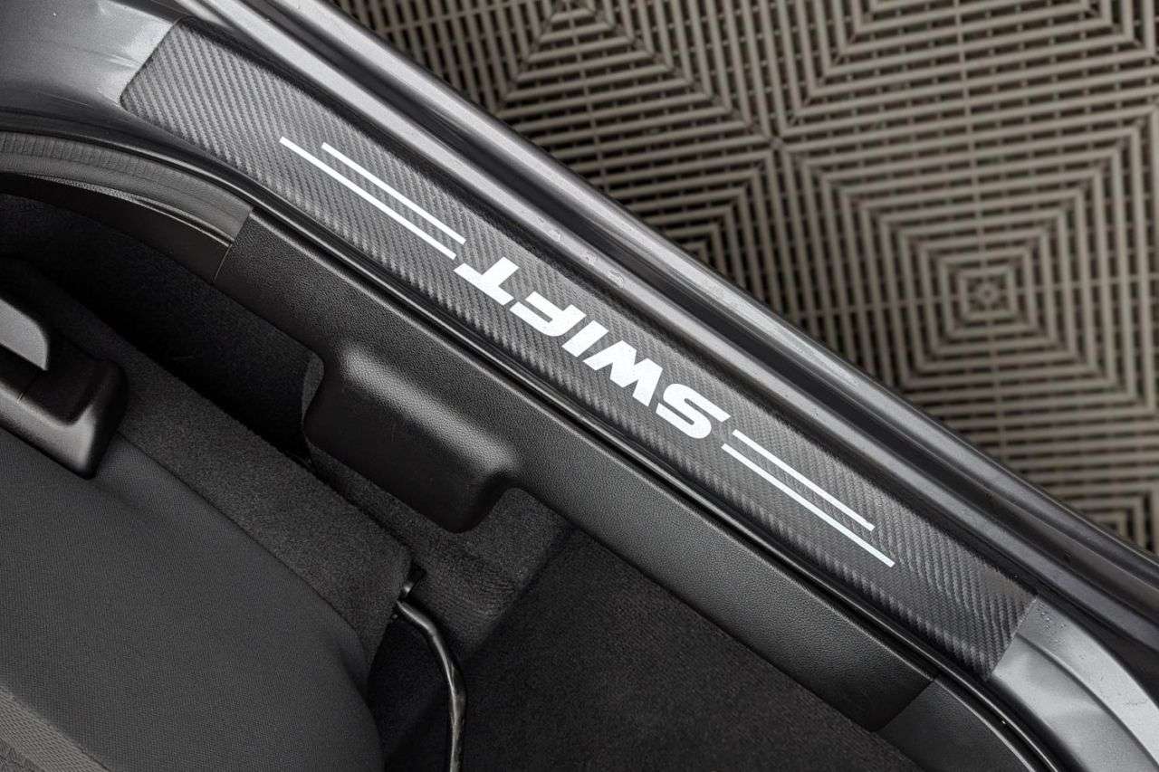 2018 SUZUKI SWIFT 2018 SUZUKI SWIFT