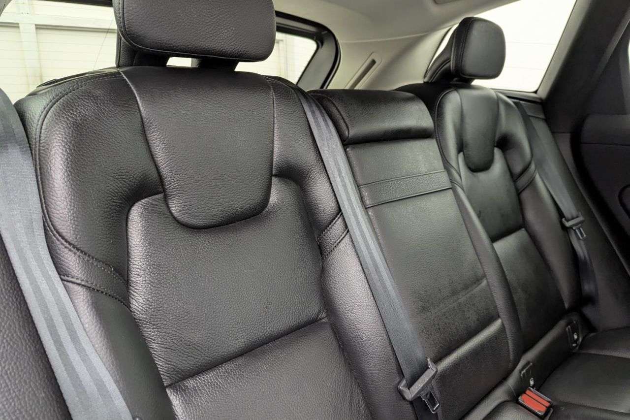 2019 VOLVO XC60 2019 VOLVO XC60