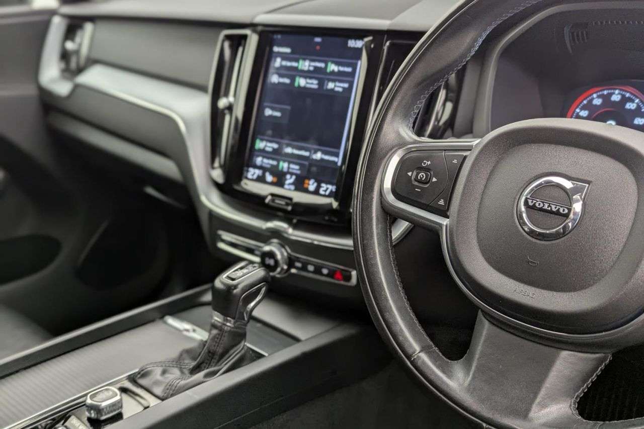 2019 VOLVO XC60 2019 VOLVO XC60