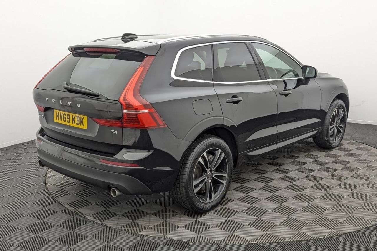 2019 VOLVO XC60 2019 VOLVO XC60