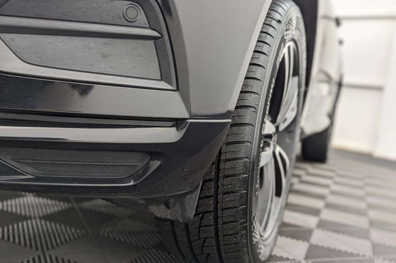 2019 VOLVO XC60 2019 VOLVO XC60