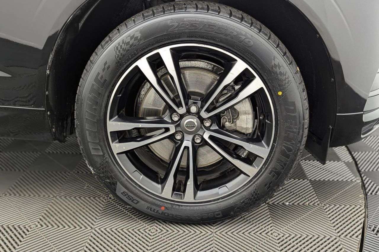 2019 VOLVO XC60 2019 VOLVO XC60