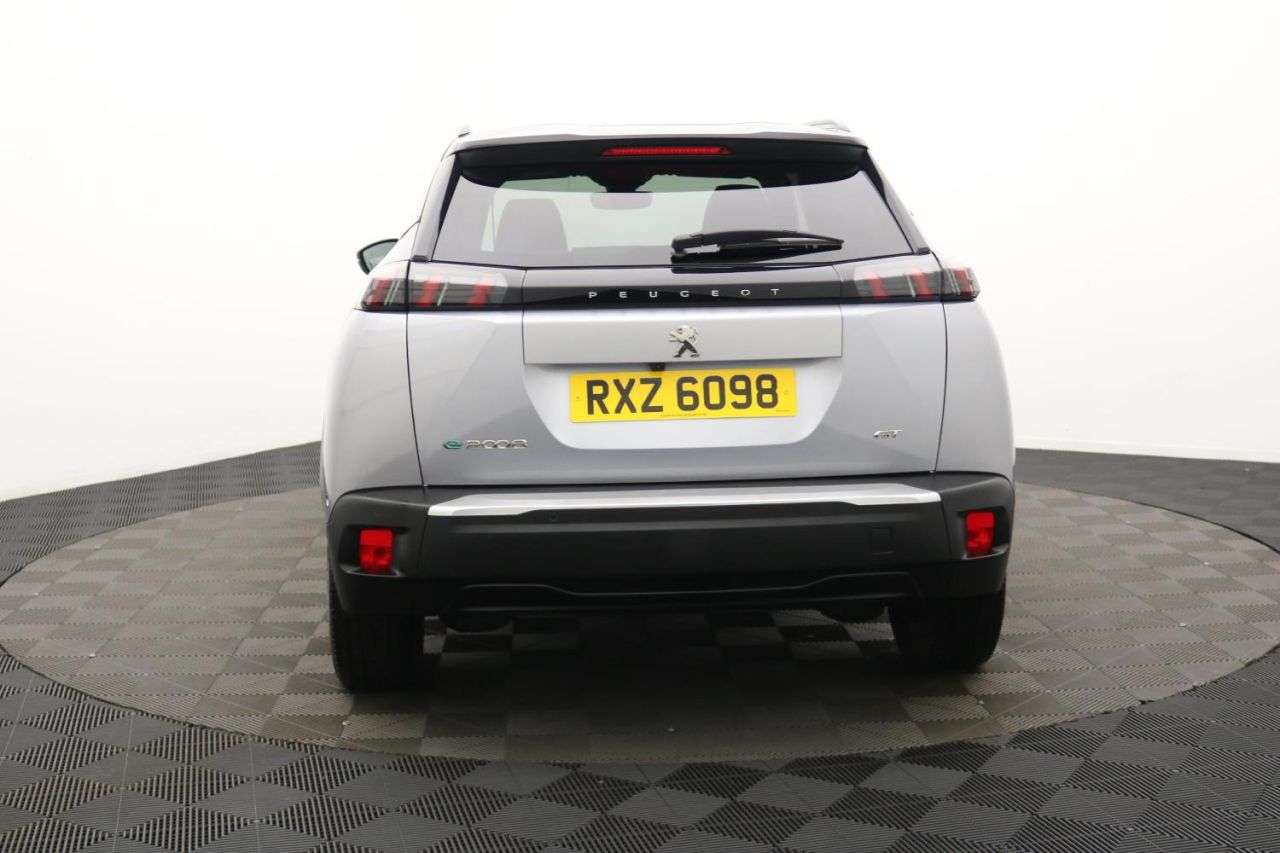 2022 PEUGEOT E-2008 2022 PEUGEOT E-2008