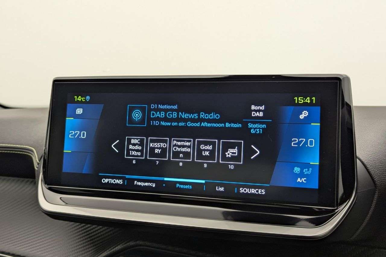 2022 PEUGEOT E-2008 2022 PEUGEOT E-2008