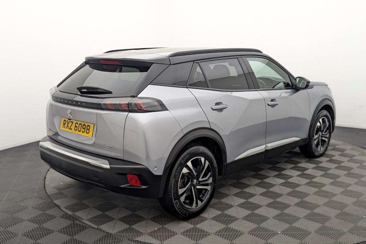 2022 PEUGEOT E-2008 2022 PEUGEOT E-2008