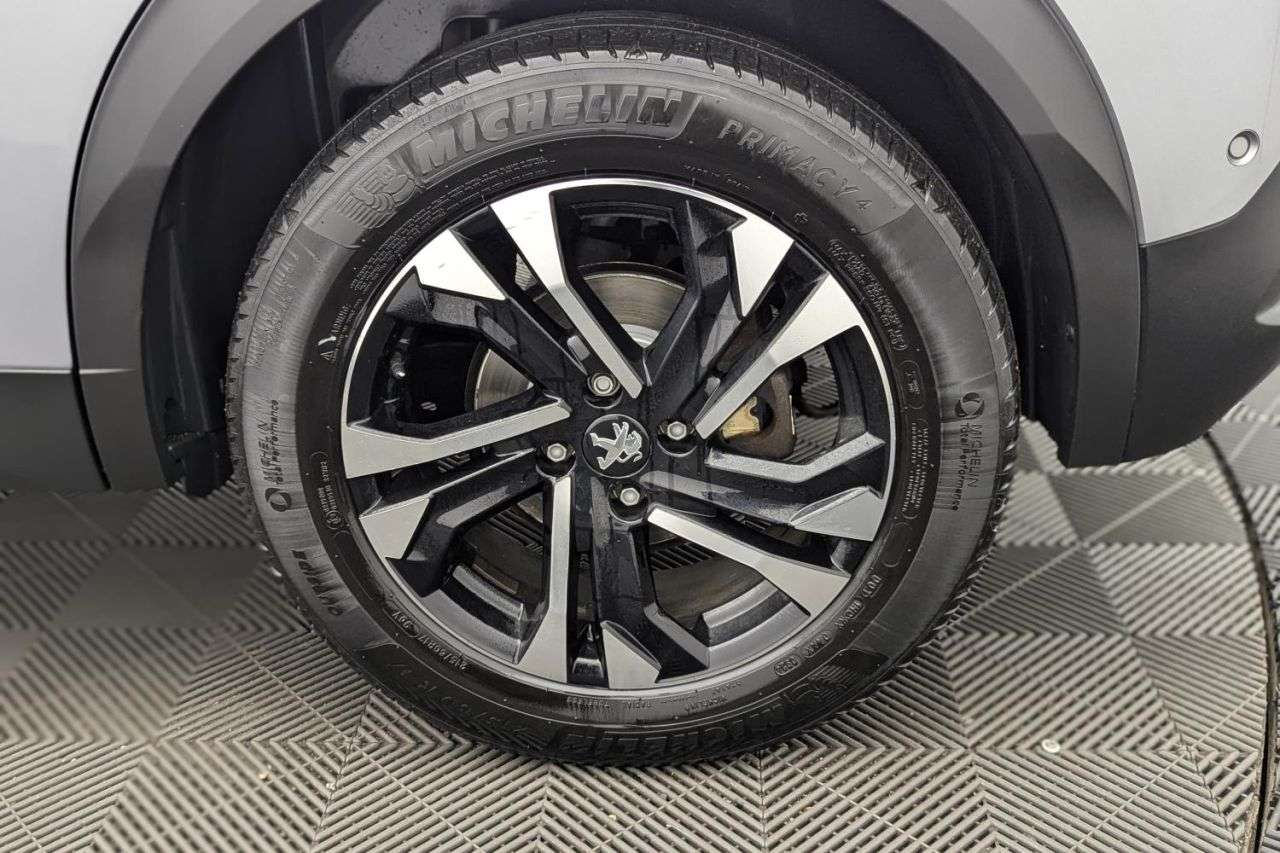 2022 PEUGEOT E-2008 2022 PEUGEOT E-2008