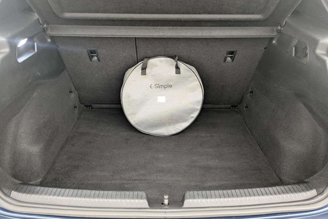 2022 CUPRA BORN 2022 CUPRA BORN