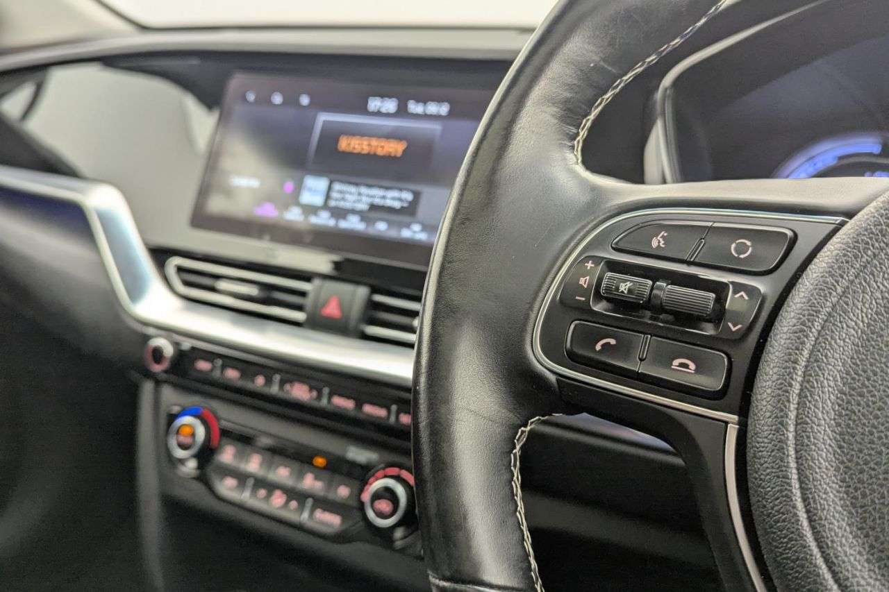 2021 KIA NIRO 2021 KIA NIRO