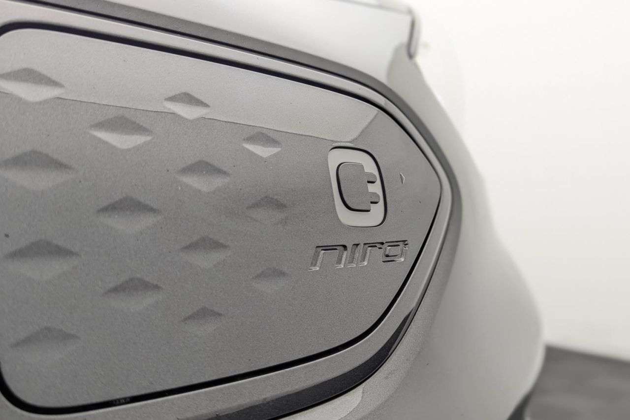 2021 KIA NIRO 2021 KIA NIRO