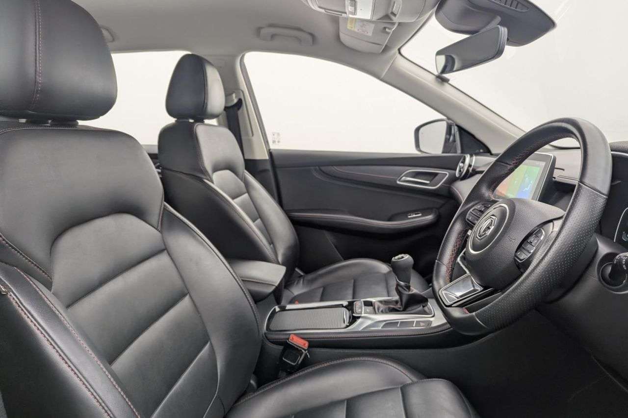 A 2022 MG MG HS 1.5 T-GDI Excite SUV 5dr Petrol Manual Euro 6 (s/s) (162 ps) Award Winning A 2022 MG MG HS 1.5 T-GDI Excite SUV 5dr Petrol Manual Euro 6 (s/s) (162 ps) Award Winning