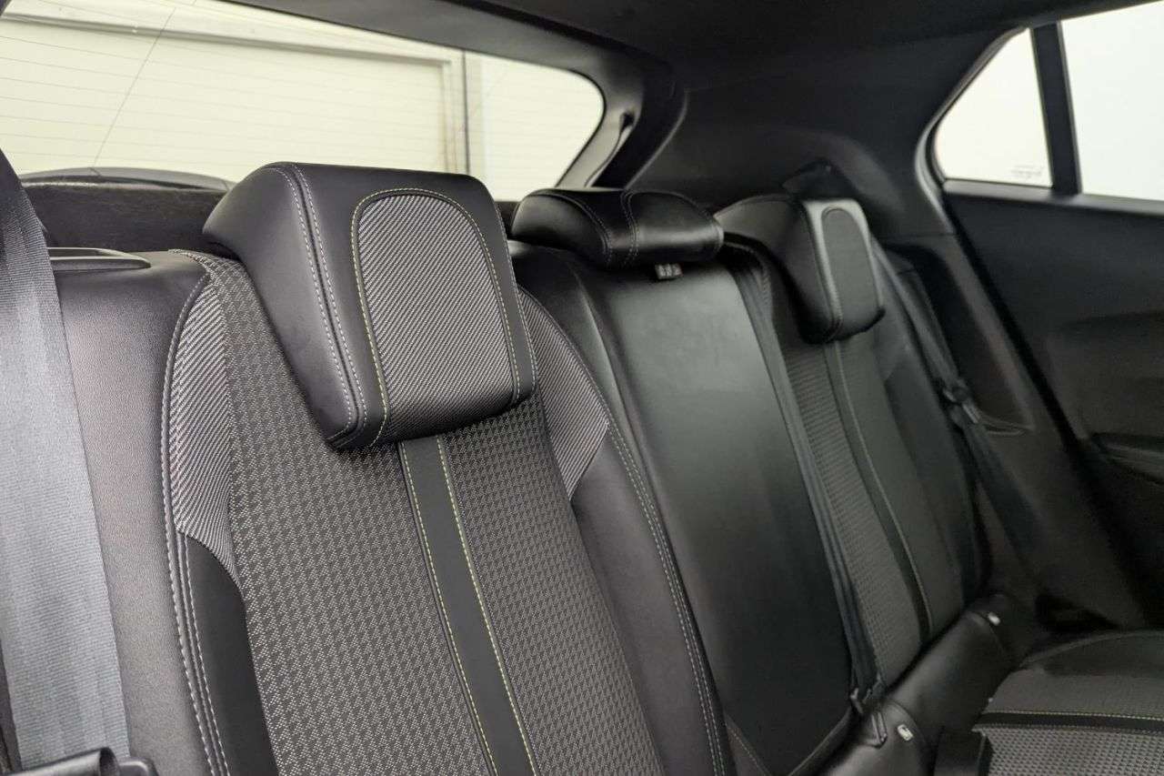 2021 PEUGEOT E-2008 2021 PEUGEOT E-2008