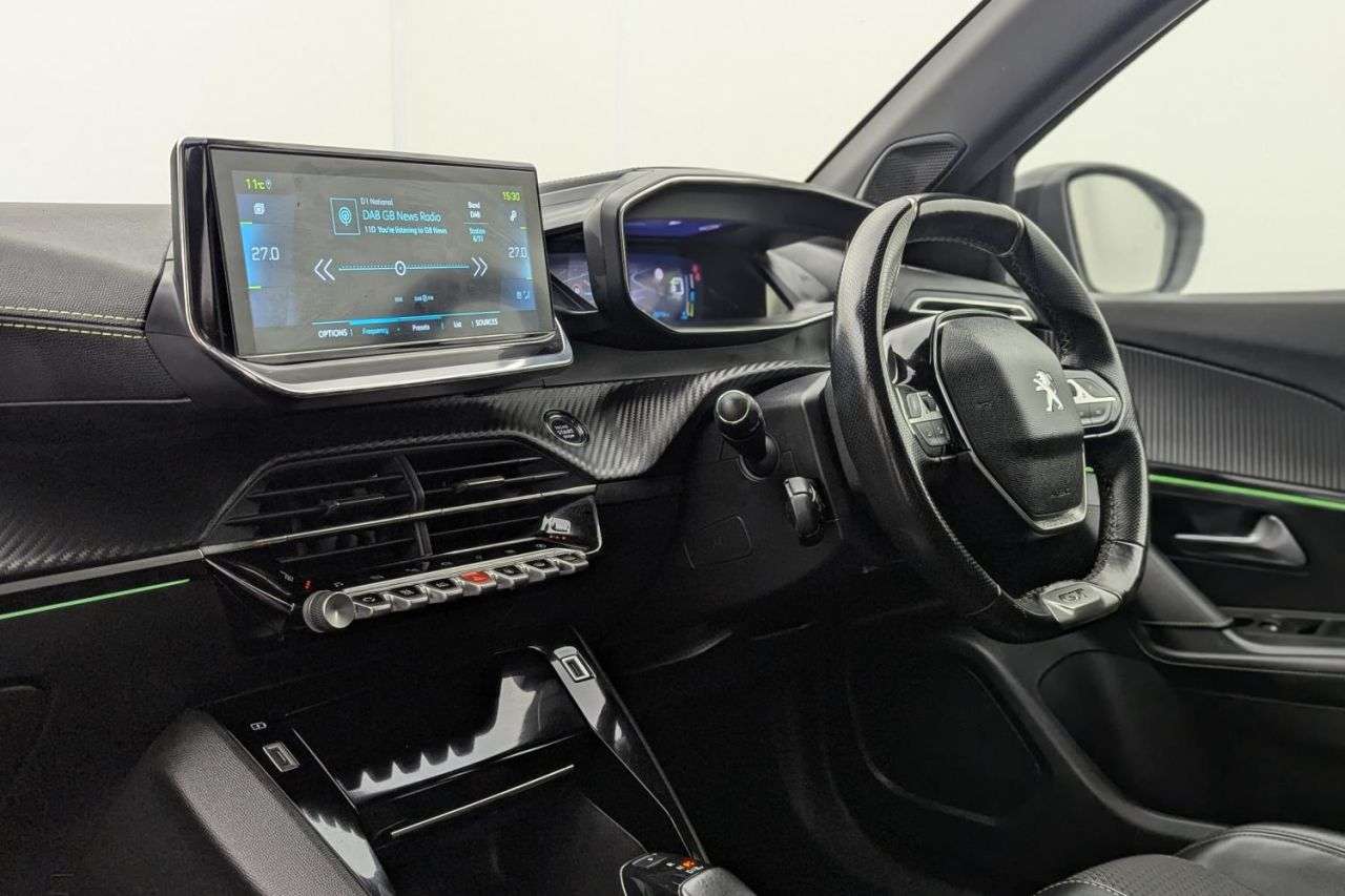 2021 PEUGEOT E-2008 2021 PEUGEOT E-2008