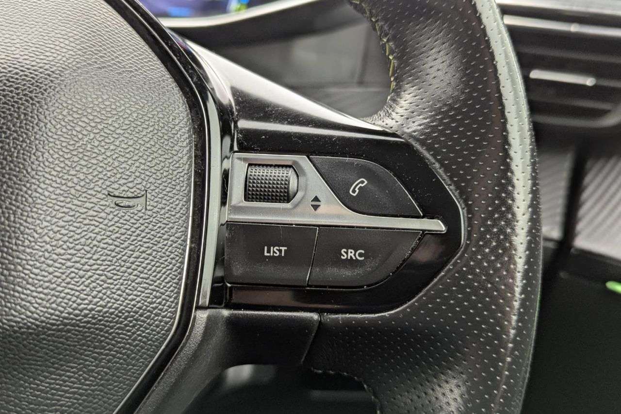 2021 PEUGEOT E-2008 2021 PEUGEOT E-2008