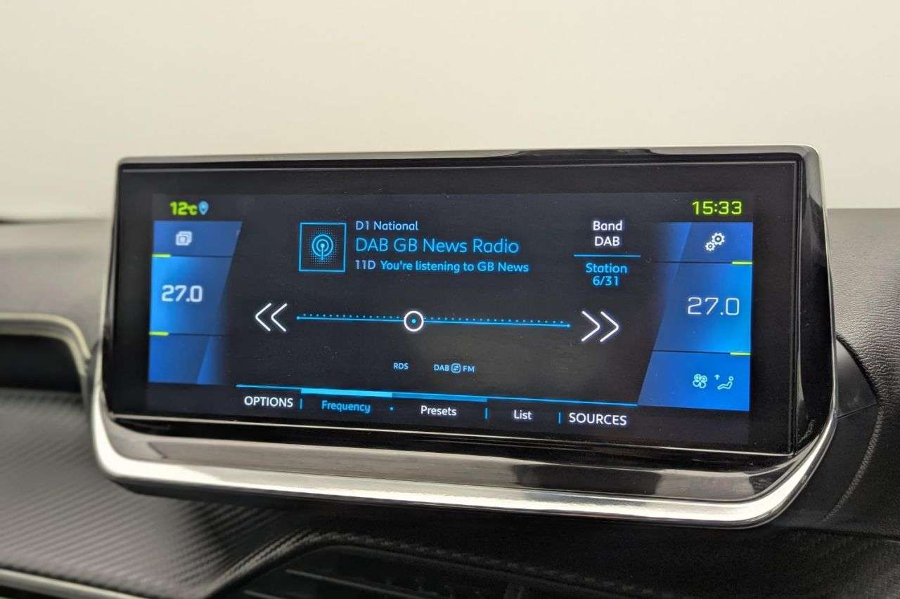 2021 PEUGEOT E-2008 2021 PEUGEOT E-2008