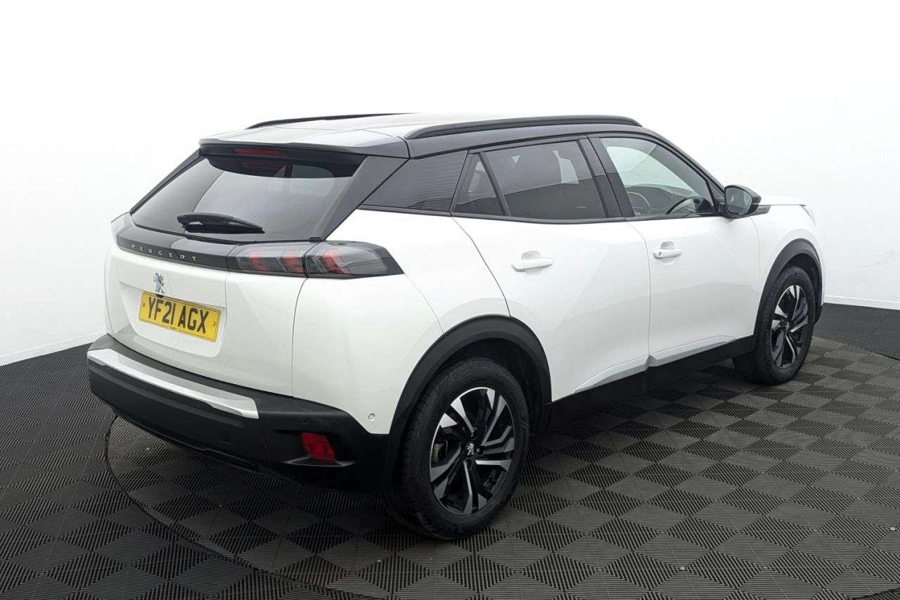 2021 PEUGEOT E-2008 2021 PEUGEOT E-2008