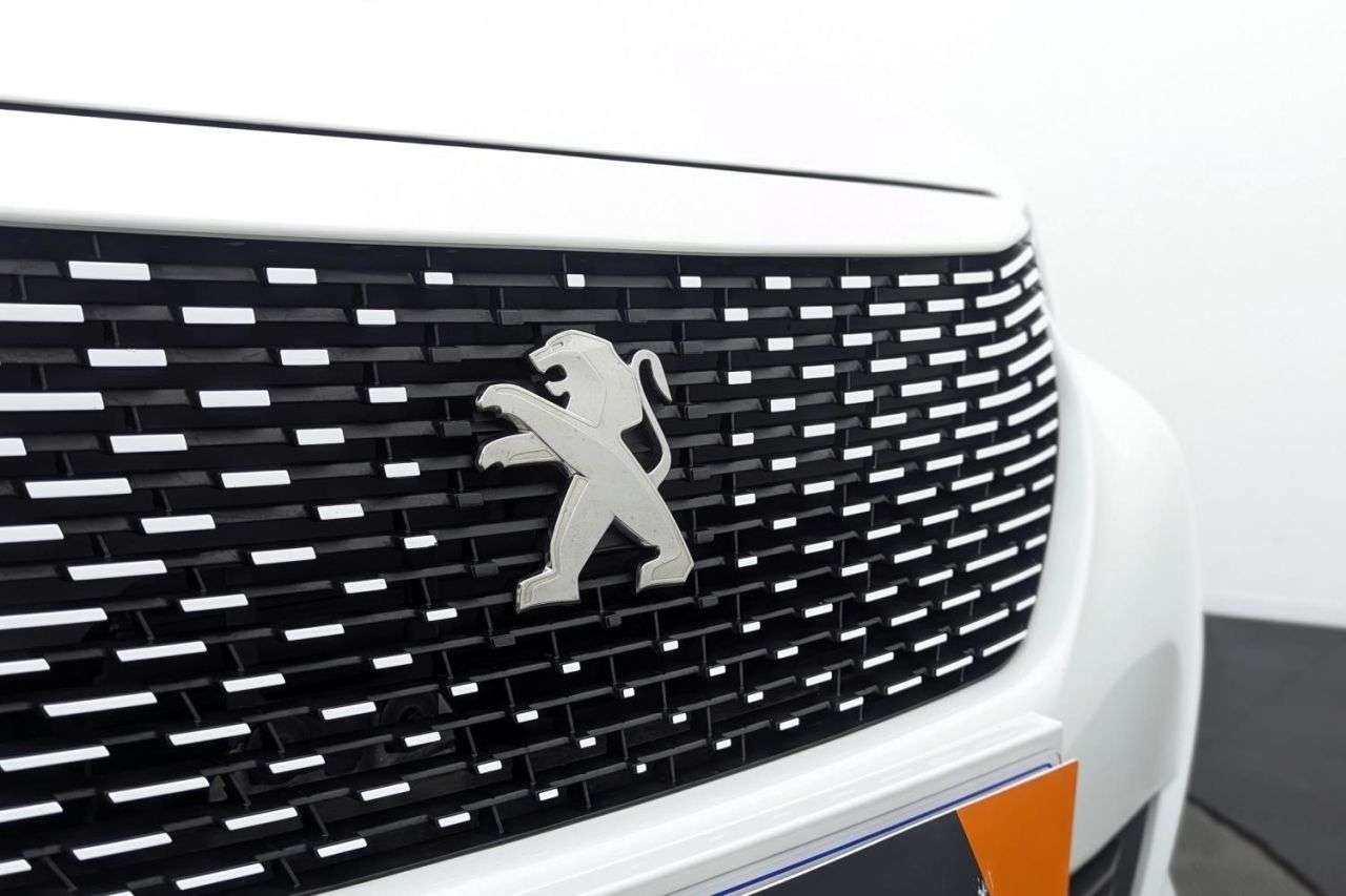 2021 PEUGEOT E-2008 2021 PEUGEOT E-2008