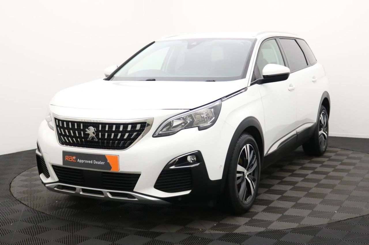 2020 PEUGEOT 5008 2020 PEUGEOT 5008