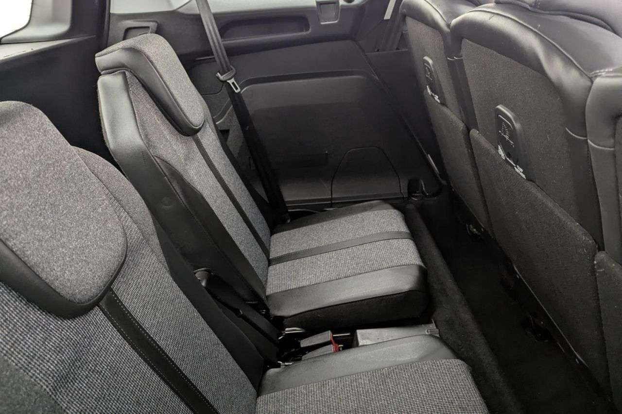 2020 PEUGEOT 5008 2020 PEUGEOT 5008