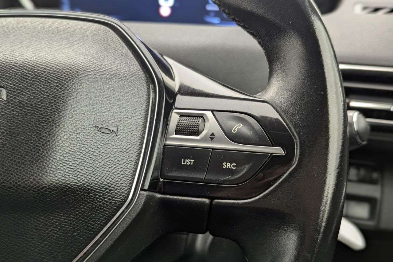 2020 PEUGEOT 5008 2020 PEUGEOT 5008