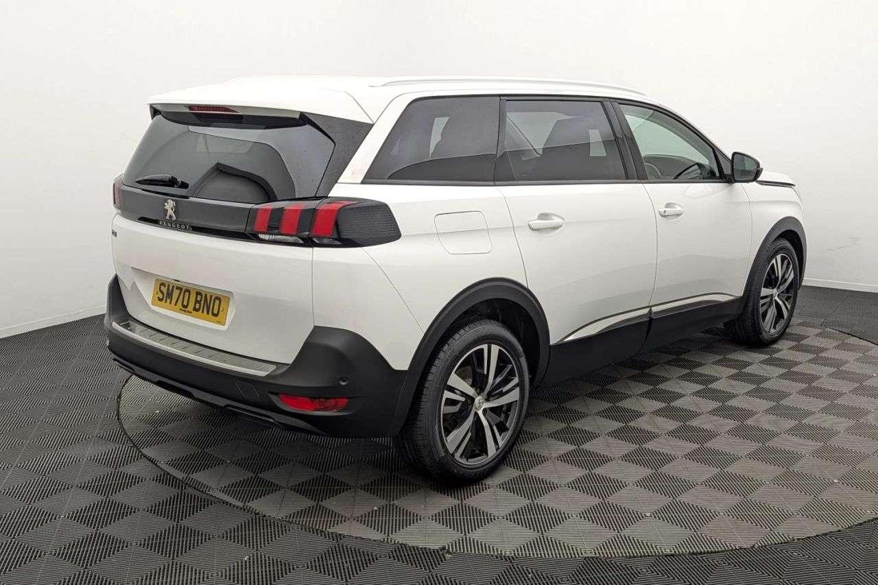 2020 PEUGEOT 5008 2020 PEUGEOT 5008