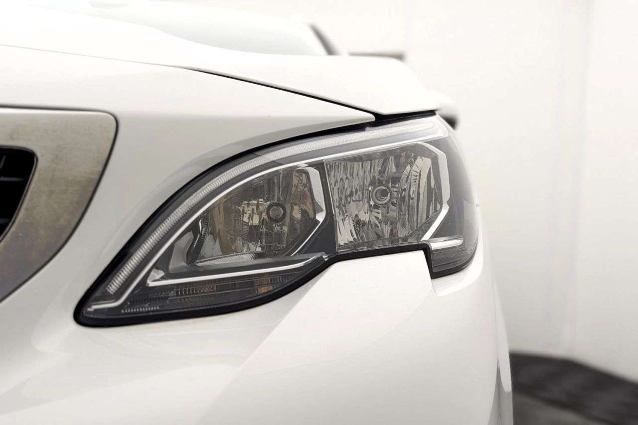 2020 PEUGEOT 5008 2020 PEUGEOT 5008