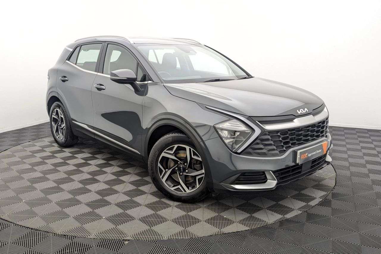 A 2022 KIA SPORTAGE 1.6 T-GDi 2 SUV 5dr Petrol Manual Euro 6 (s/s) (148 bhp) Award Winning 5 St A 2022 KIA SPORTAGE 1.6 T-GDi 2 SUV 5dr Petrol Manual Euro 6 (s/s) (148 bhp) Award Winning 5 St