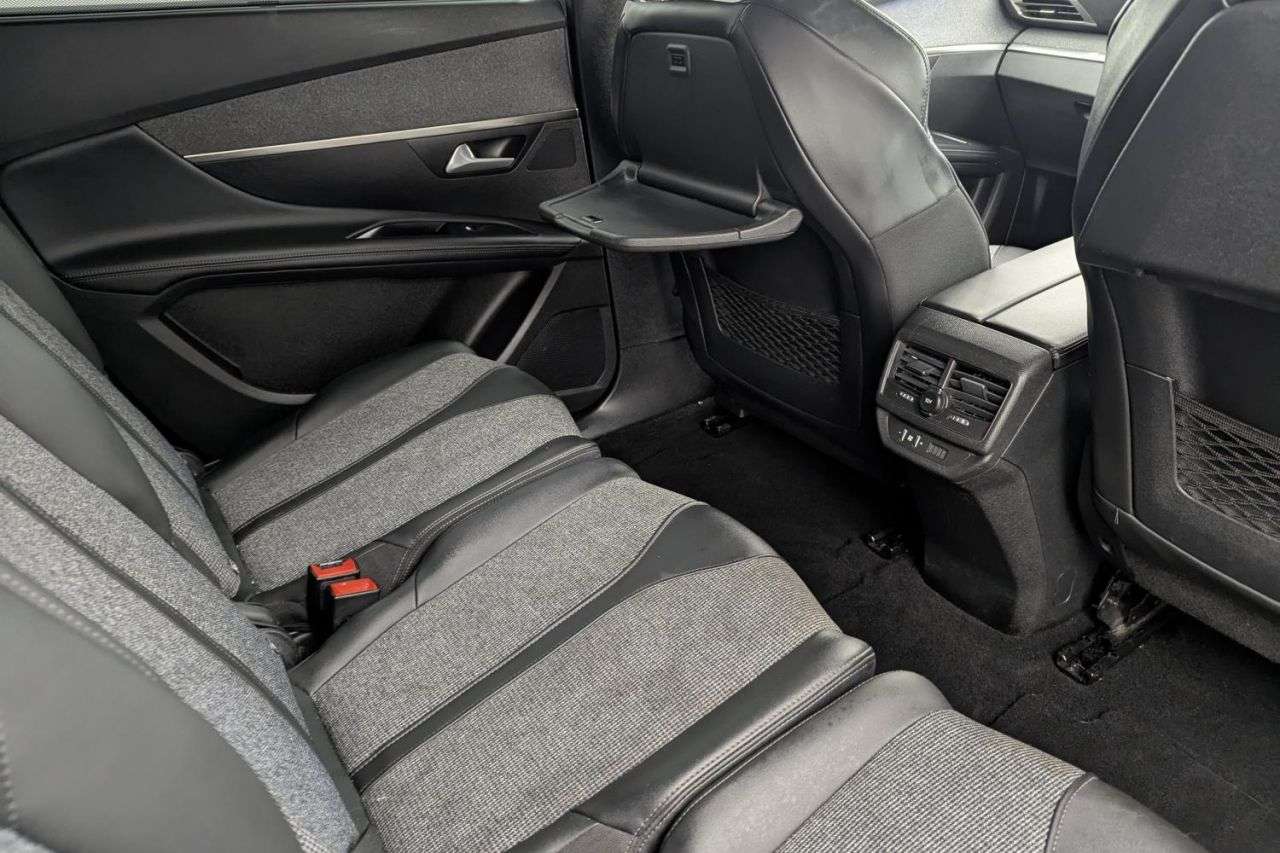 2019 PEUGEOT 5008 2019 PEUGEOT 5008