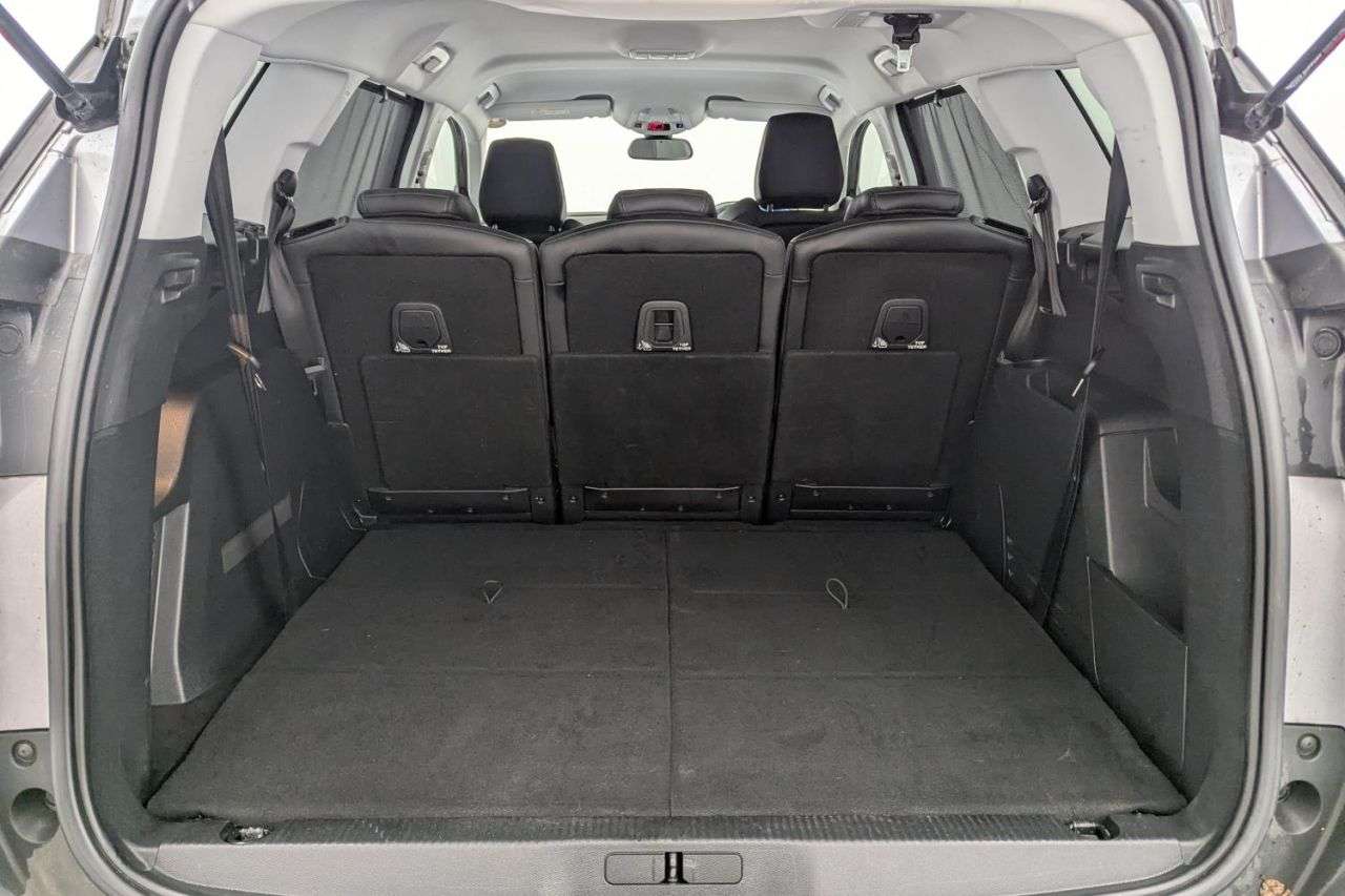 2019 PEUGEOT 5008 2019 PEUGEOT 5008