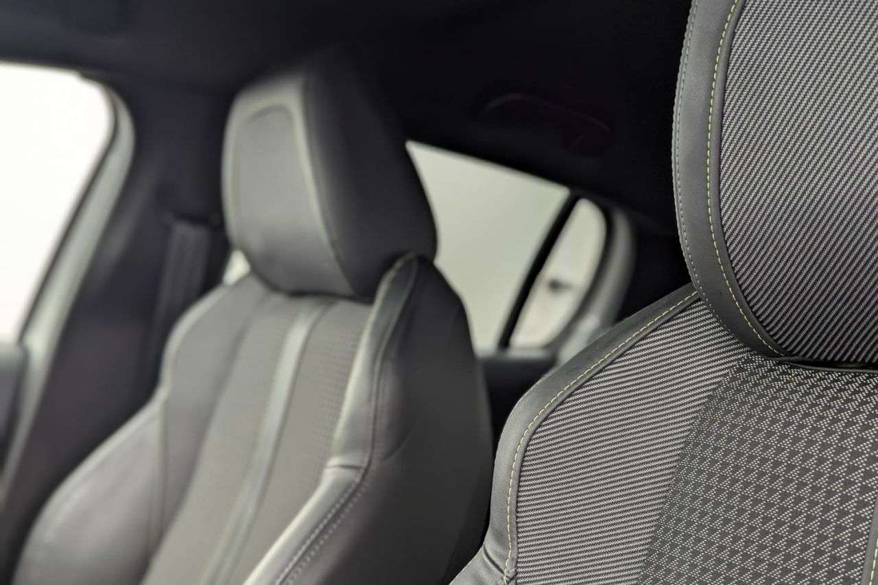 2020 PEUGEOT E-208 2020 PEUGEOT E-208