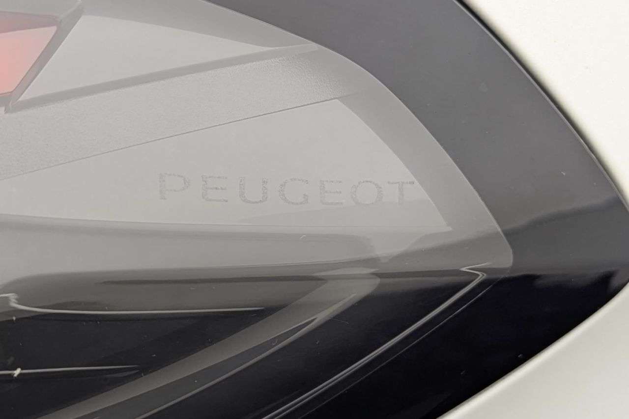 2020 PEUGEOT E-208 2020 PEUGEOT E-208