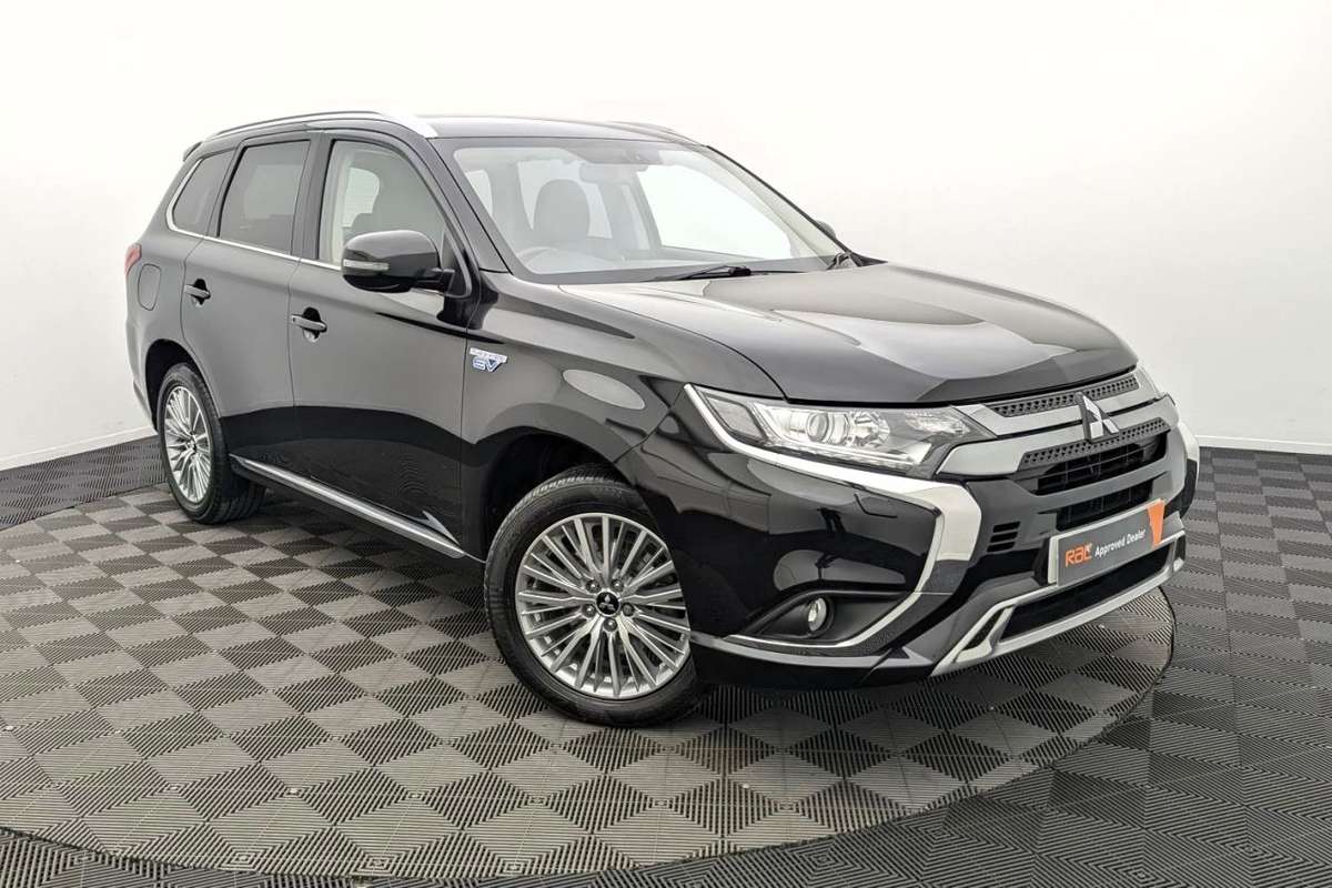 Check out this Mitsubishi Outlander 2019 Hybrid Electric Automatic