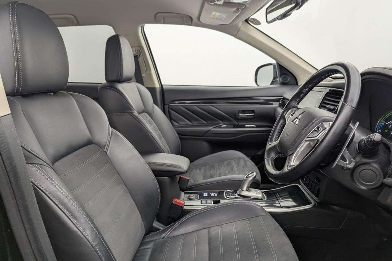 2019 MITSUBISHI OUTLANDER 2019 MITSUBISHI OUTLANDER