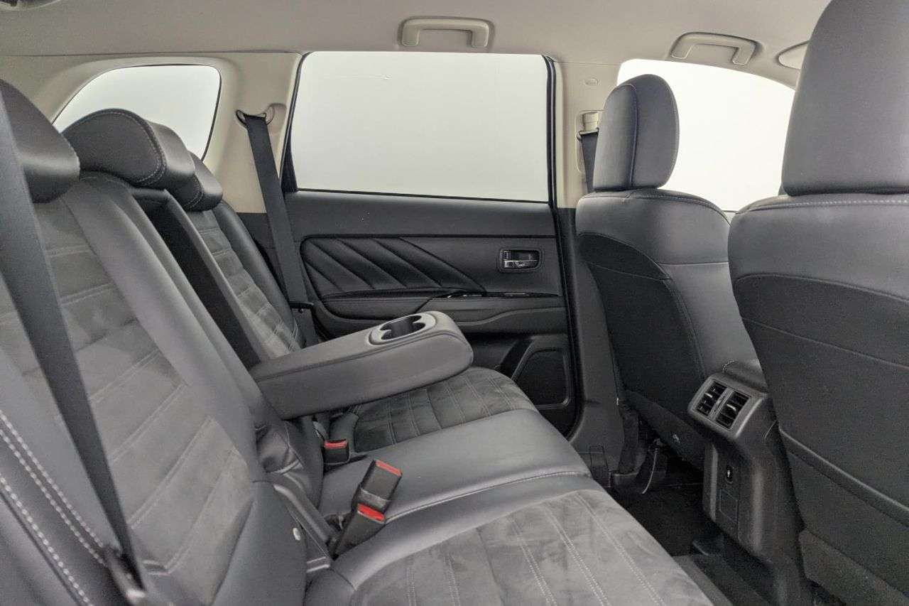 2019 MITSUBISHI OUTLANDER 2019 MITSUBISHI OUTLANDER