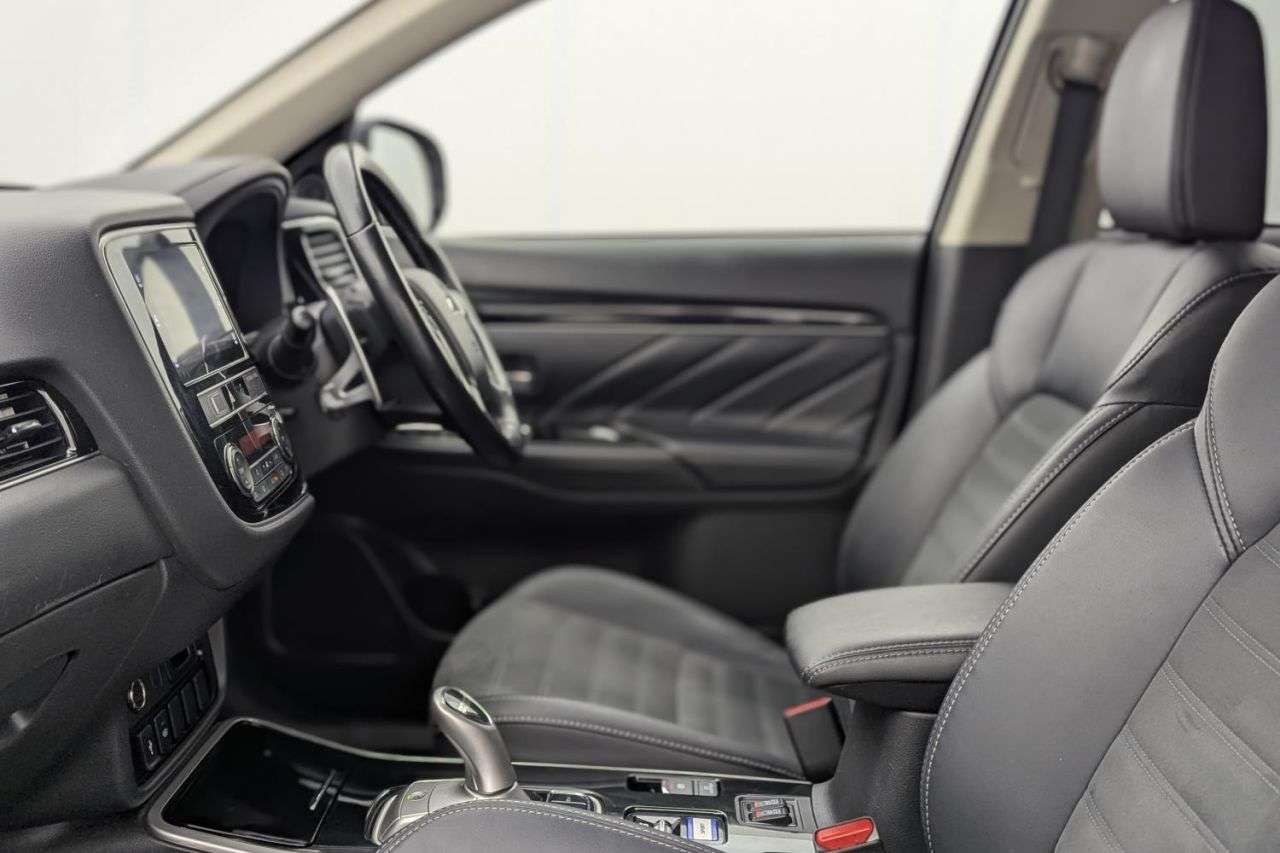 2019 MITSUBISHI OUTLANDER 2019 MITSUBISHI OUTLANDER