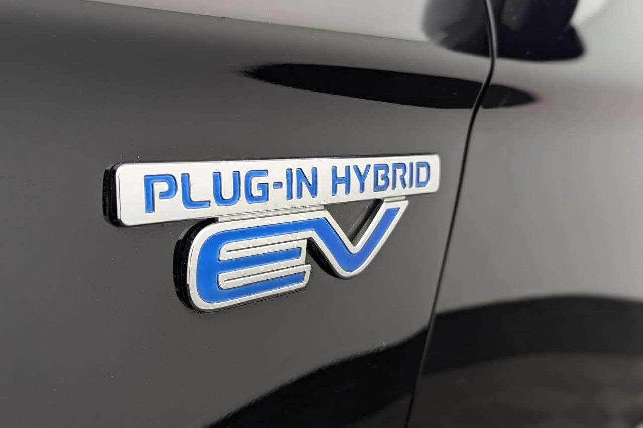 2019 MITSUBISHI OUTLANDER 2019 MITSUBISHI OUTLANDER