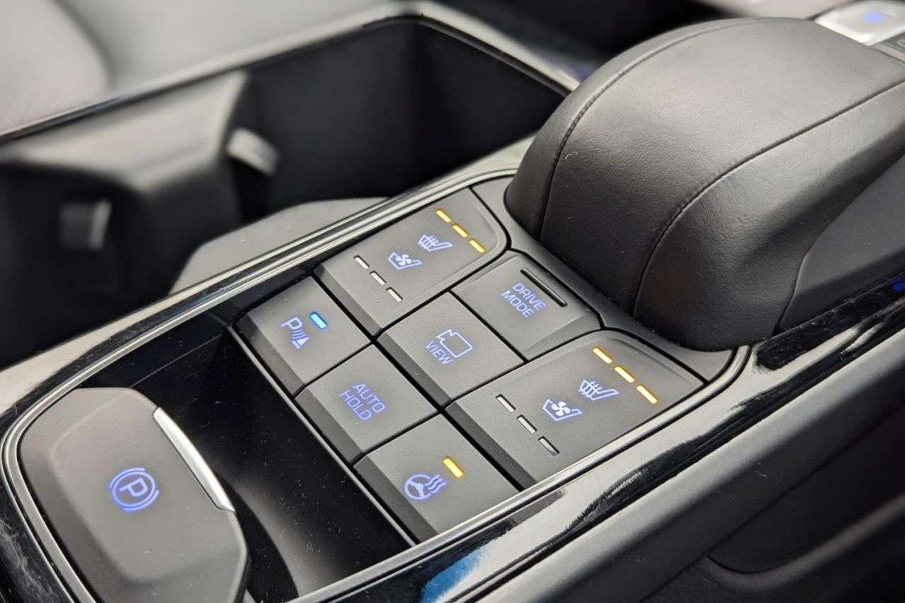 2021 HYUNDAI IONIQ 2021 HYUNDAI IONIQ