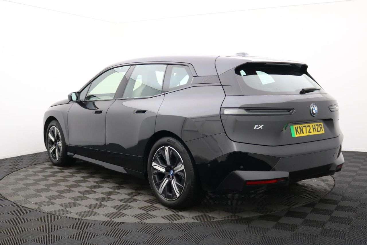 2022 BMW IX 2022 BMW IX