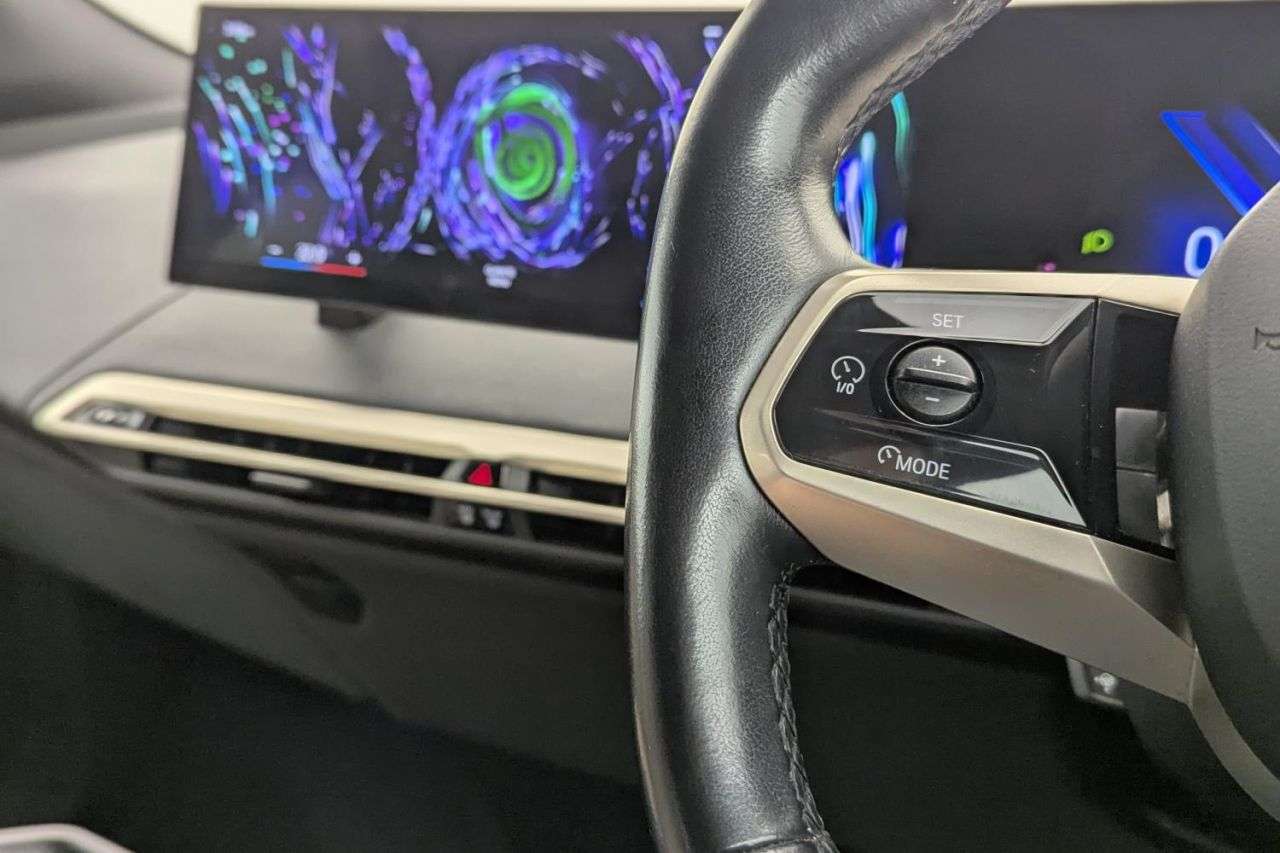 2022 BMW IX 2022 BMW IX