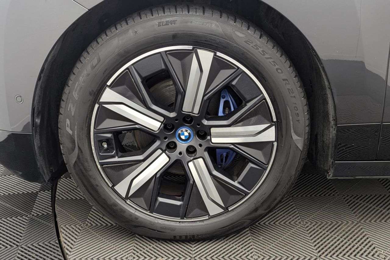 2022 BMW IX 2022 BMW IX