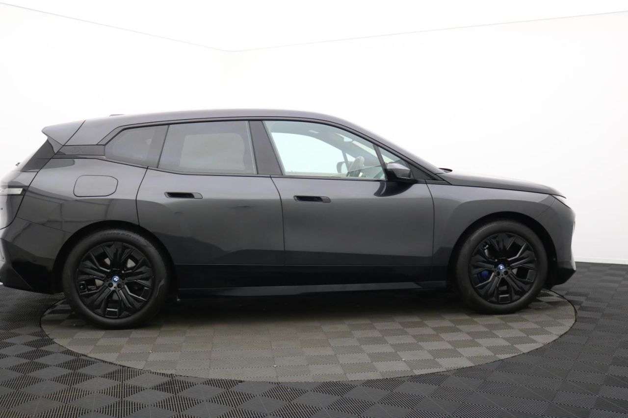 A 2022 BMW IX 40 76.6kWh M Sport SUV 5dr Electric Auto xDrive (326 ps) Award Winning 5 St A 2022 BMW IX 40 76.6kWh M Sport SUV 5dr Electric Auto xDrive (326 ps) Award Winning 5 St