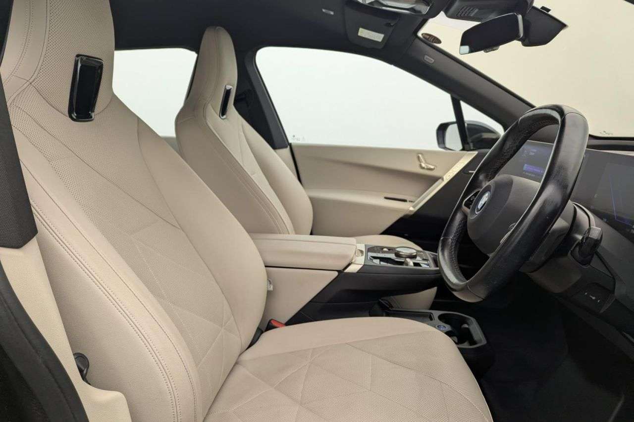 2022 BMW IX 2022 BMW IX